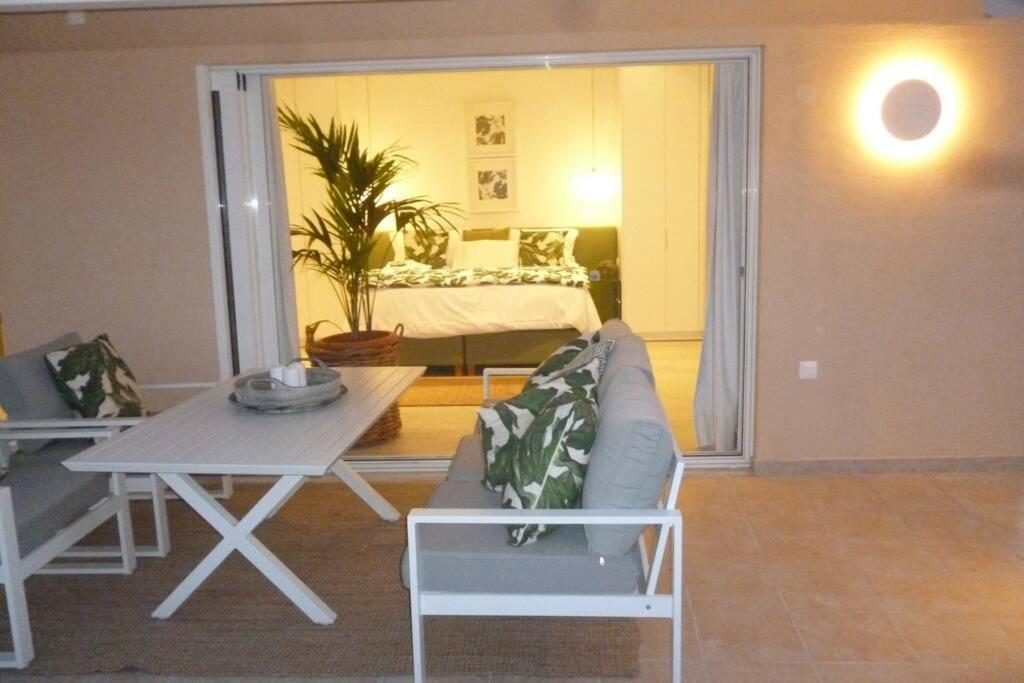 Bella Veranda *